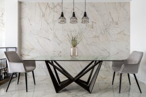 Glass Dining Table Decoration Ideas
